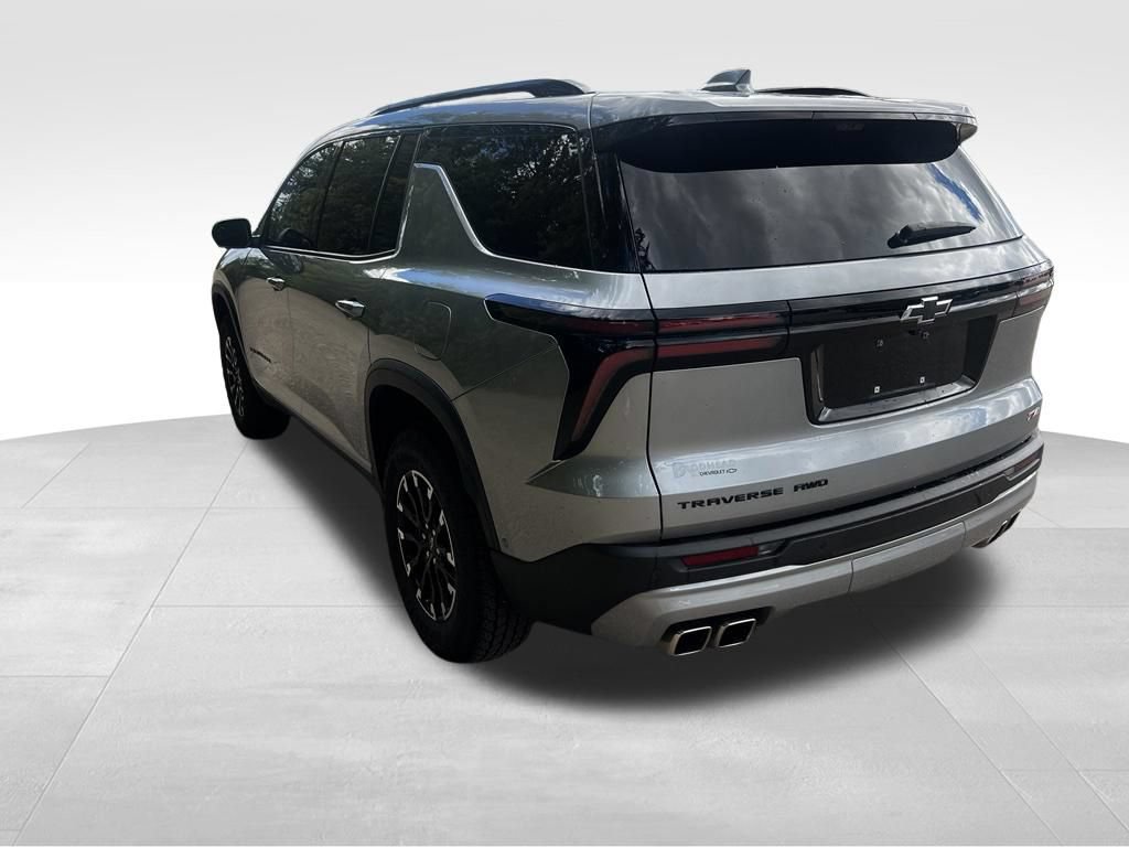 Certified 2024 Chevrolet Traverse Z71 w/ Enhanced Driving Package AWD/4WD image 6