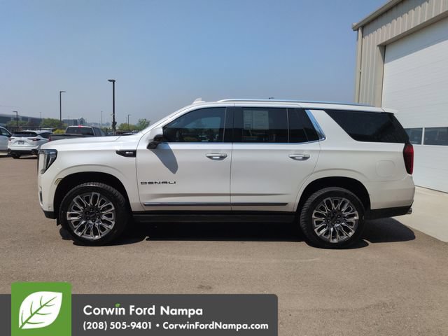 Used 2023 GMC Yukon Denali Ultimate AWD/4WD image 6