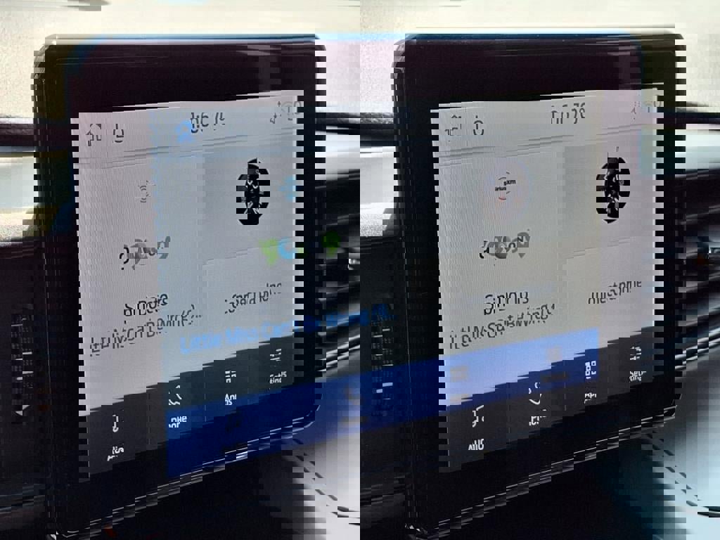 Certified 2023 Ford Explorer XLT image 20