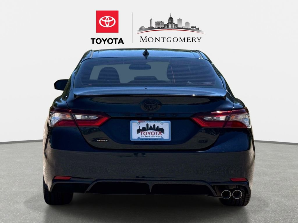 Used 2021 Toyota Camry SE FWD image 4