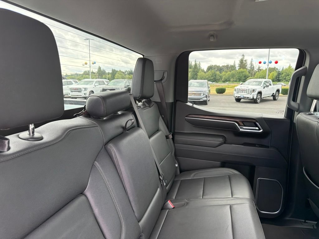 Used 2025 GMC Sierra 1500 SLT AWD/4WD image 26