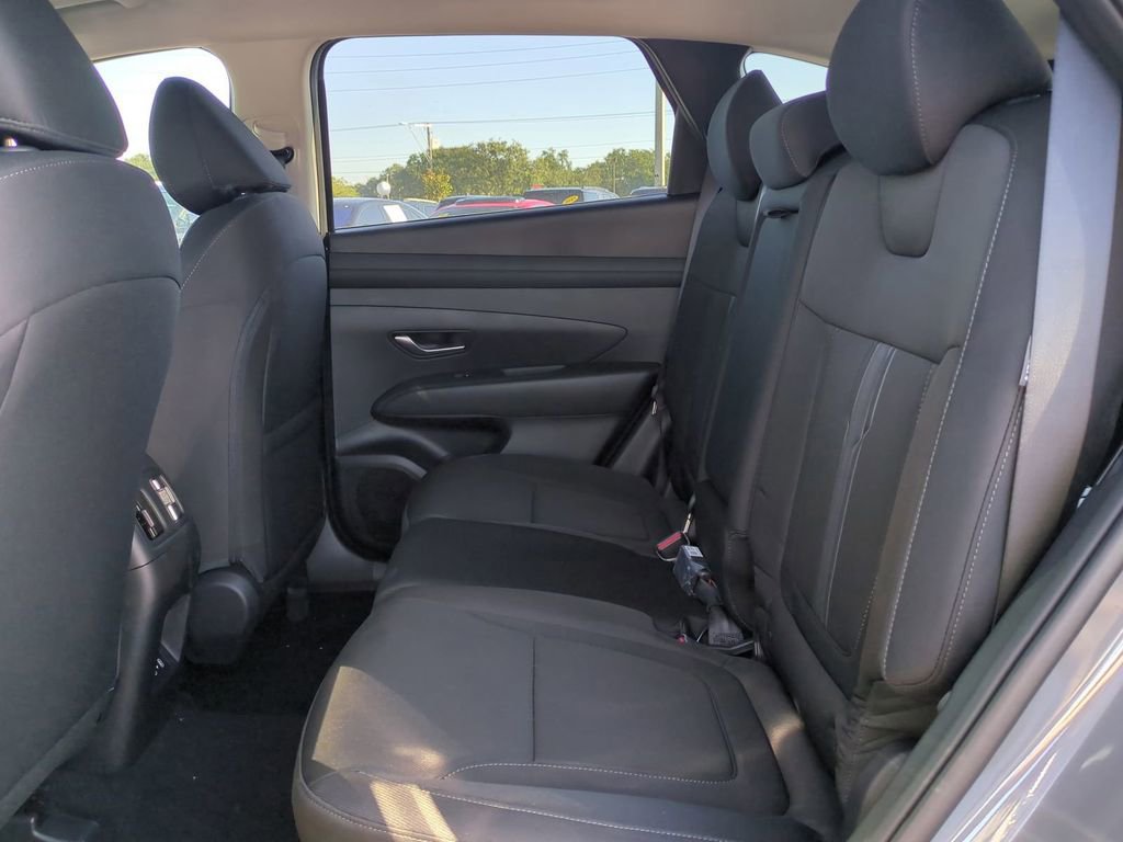 New 2026 Hyundai Tucson SEL image 16