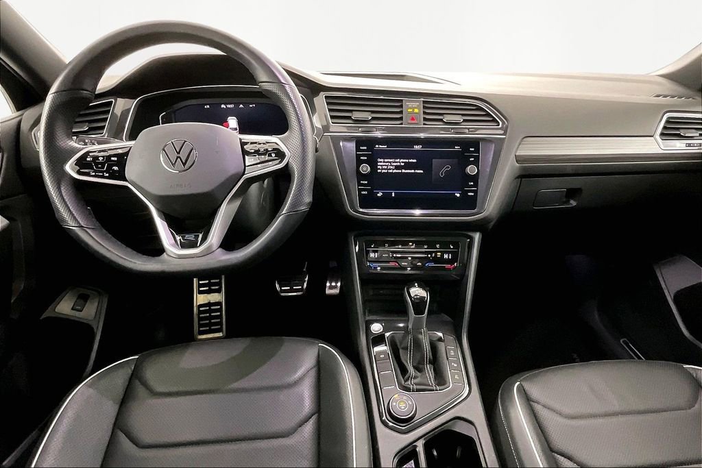 Used 2023 Volkswagen Tiguan SEL R-Line image 7