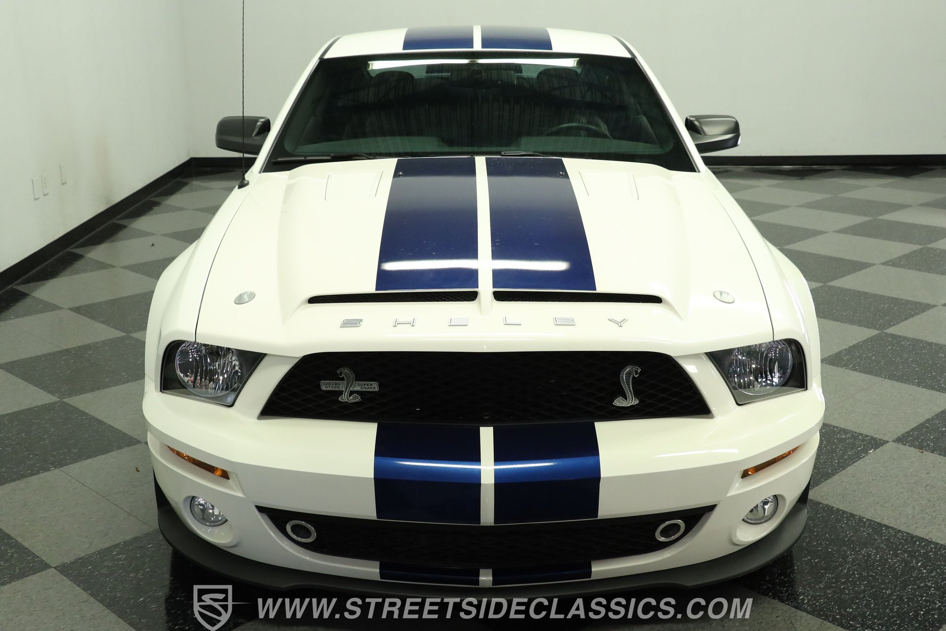 Used 2007 Ford Mustang Shelby GT500 RWD image 16