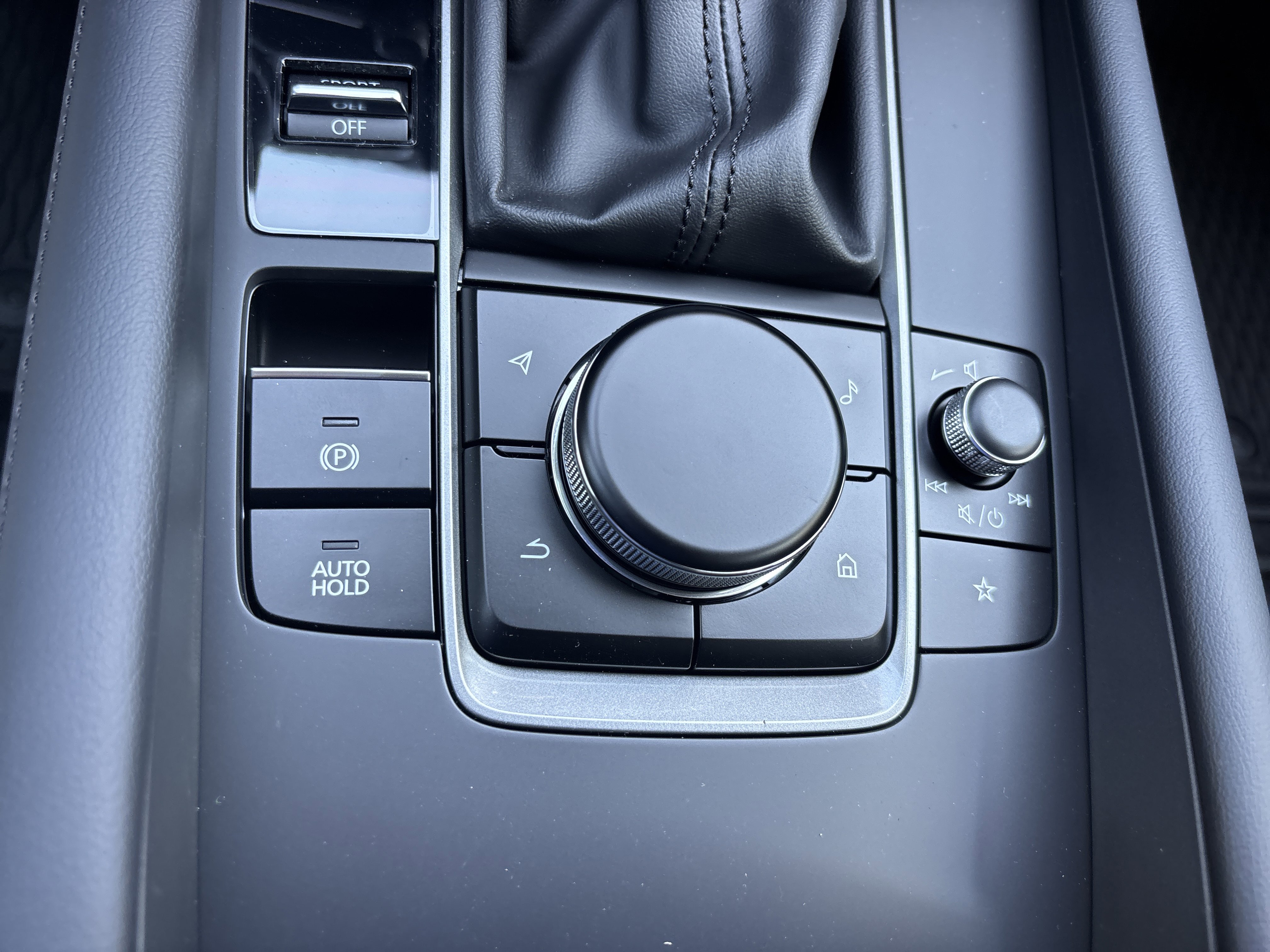 New 2026 MAZDA MAZDA3 s image 39