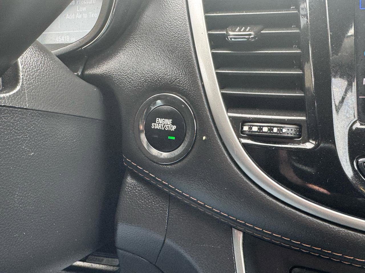 Used 2021 Chevrolet Trax LT w/ Premium Seat Package image 21