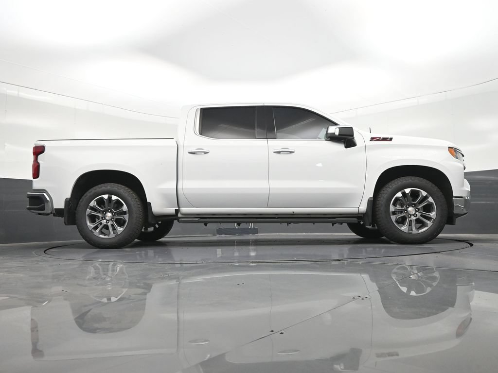 Used 2023 Chevrolet Silverado 1500 LTZ w/ Z71 Off-Road Package AWD/4WD image 29