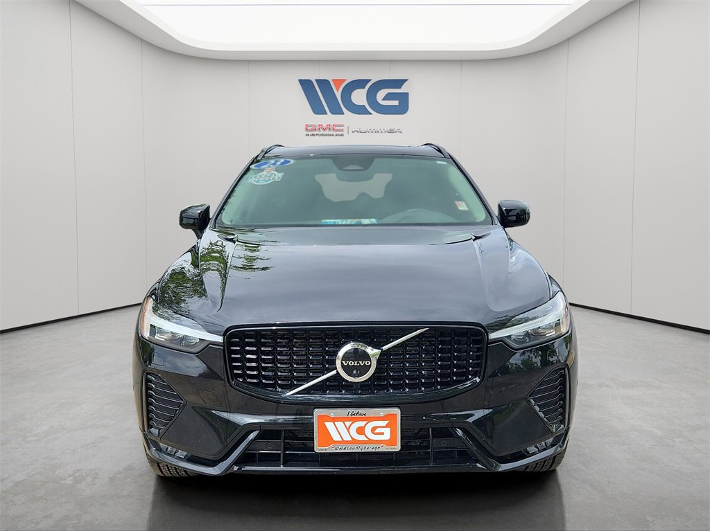 Used 2023 Volvo XC60 B5 Plus image 6