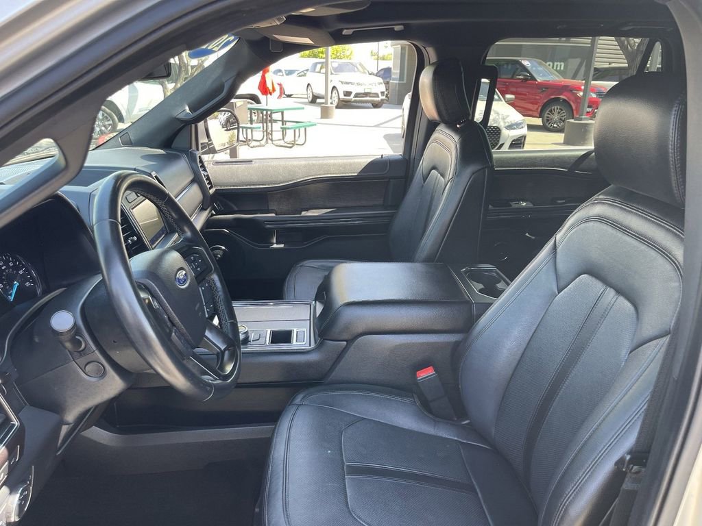 Used 2020 Ford Expedition Limited image 20