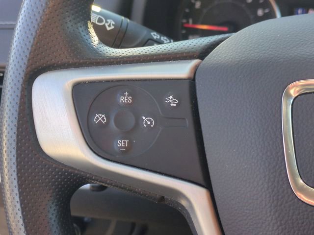 Used 2022 GMC Terrain SLE w/ Driver Convenience Package image 17