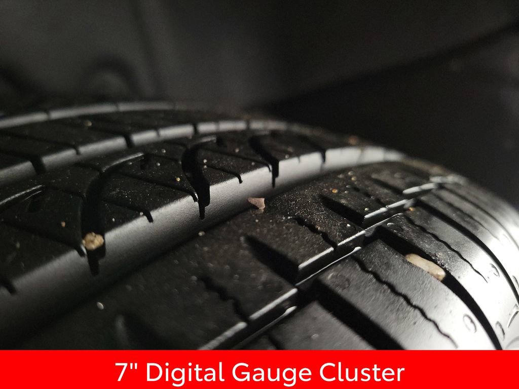 Used 2025 Toyota Corolla SE w/ SE Premium Package image 11