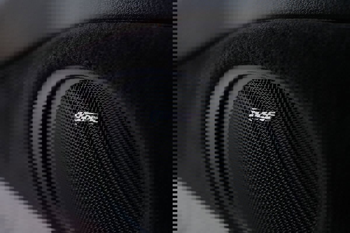 Used 2004 Porsche 911 Carrera 4 image 33