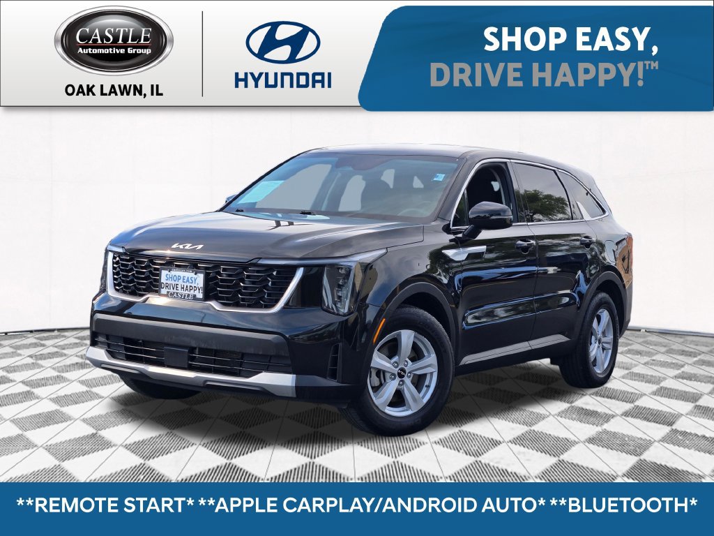 Used 2024 Kia Sorento LX FWD image 1