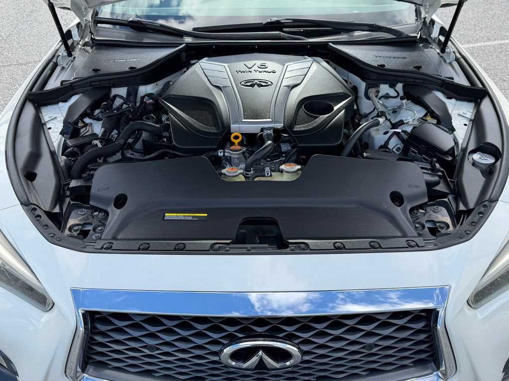 Used 2018 INFINITI Q50 Red Sport 400 w/ Cargo Package (L95) RWD image 39
