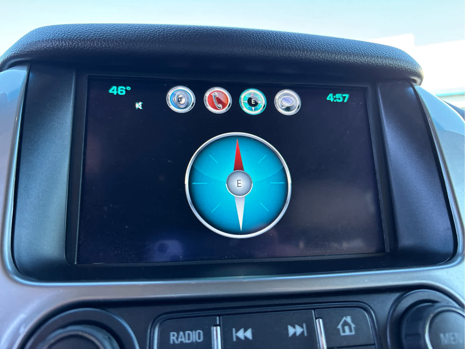 Used 2019 Chevrolet Tahoe LS w/ Enhanced Driver Alert Package AWD/4WD image 13