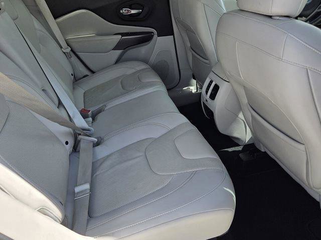 Used 2019 Jeep Cherokee Limited AWD/4WD image 14