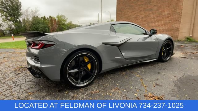 Used 2025 Chevrolet Corvette E-Ray AWD/4WD image 8