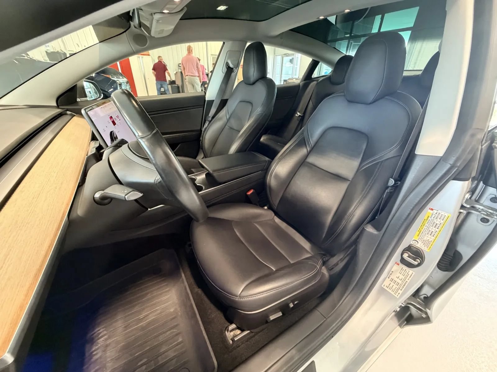 Used 2018 Tesla Model 3 Performance AWD/4WD image 16