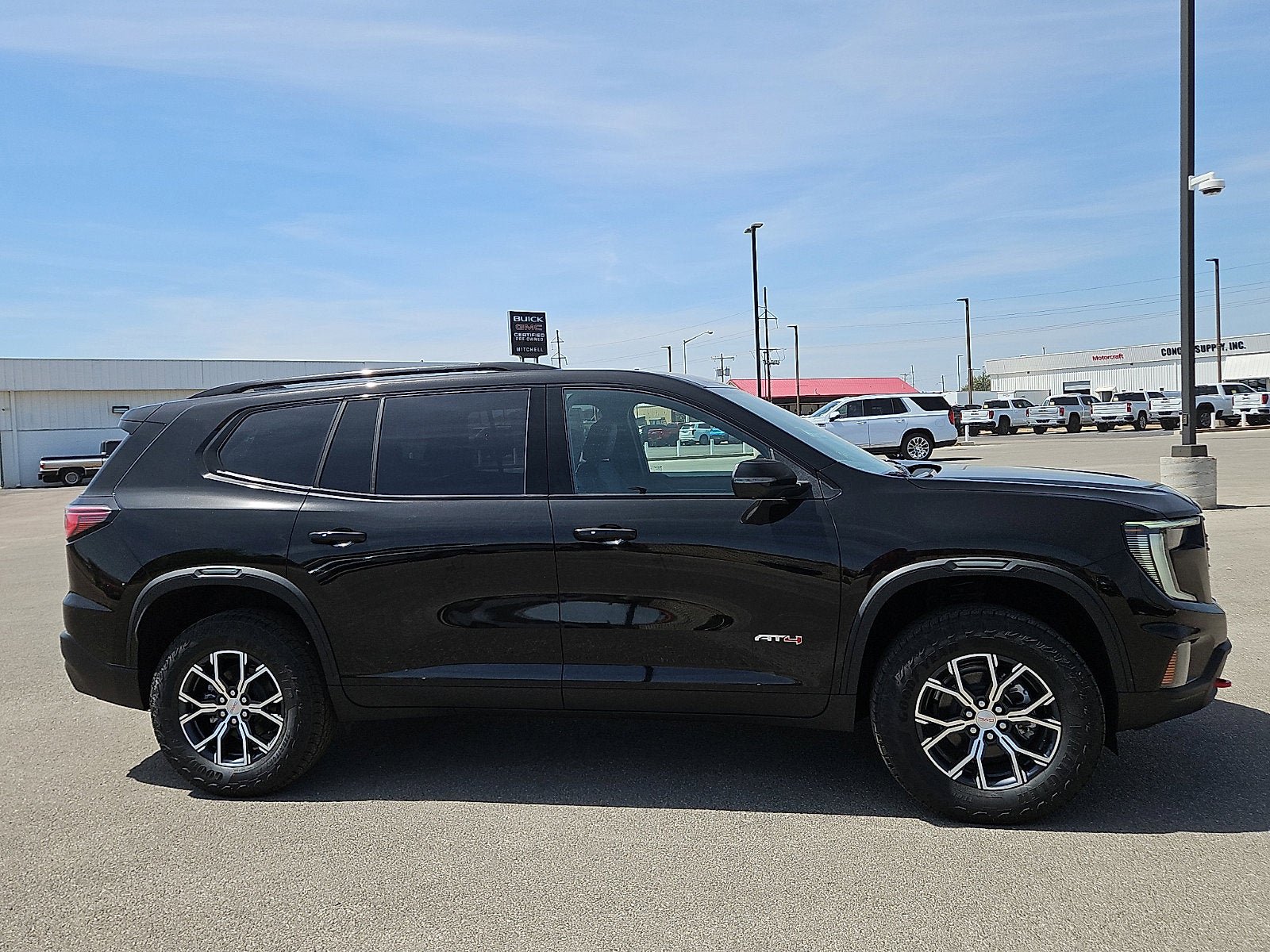 New 2026 GMC Acadia AT4 w/ Luxury Package AWD/4WD image 6