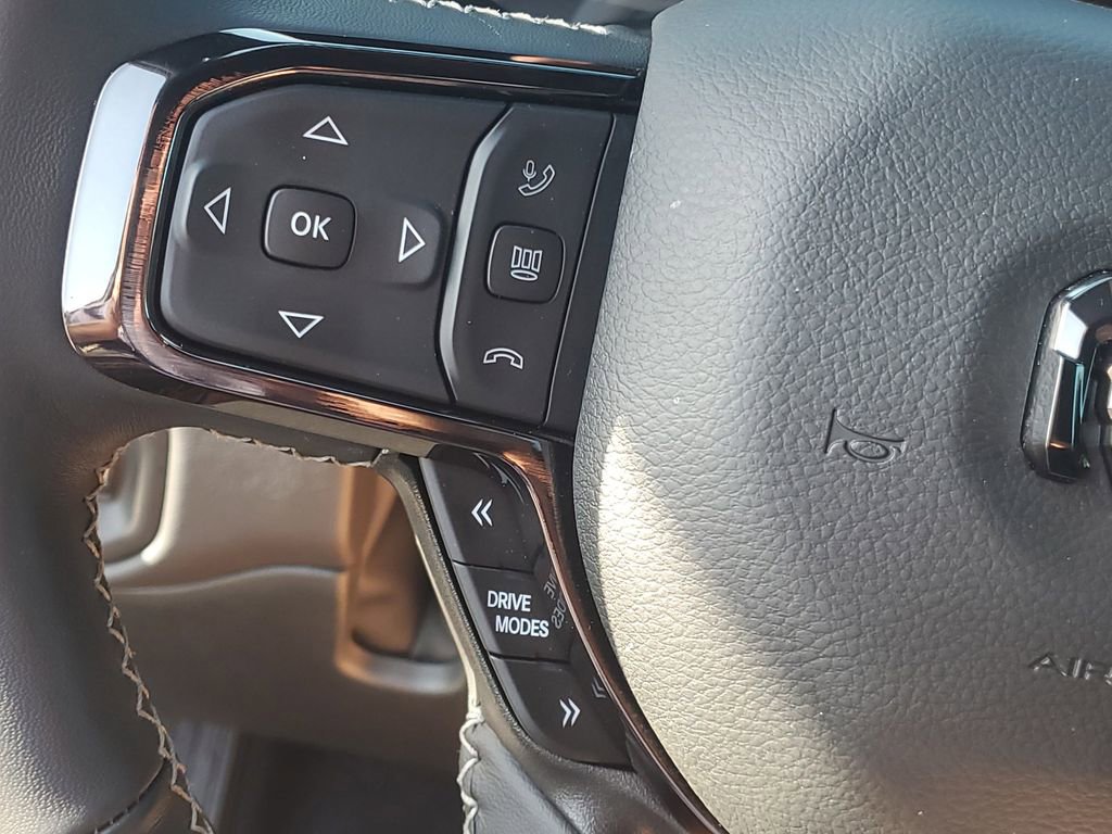 Used 2026 RAM 1500 Limited AWD/4WD image 26