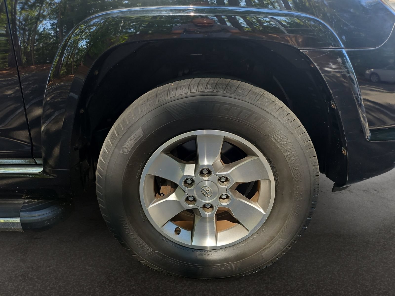 Used 2011 Toyota 4Runner SR5 w/ Convenience Pkg AWD/4WD image 40