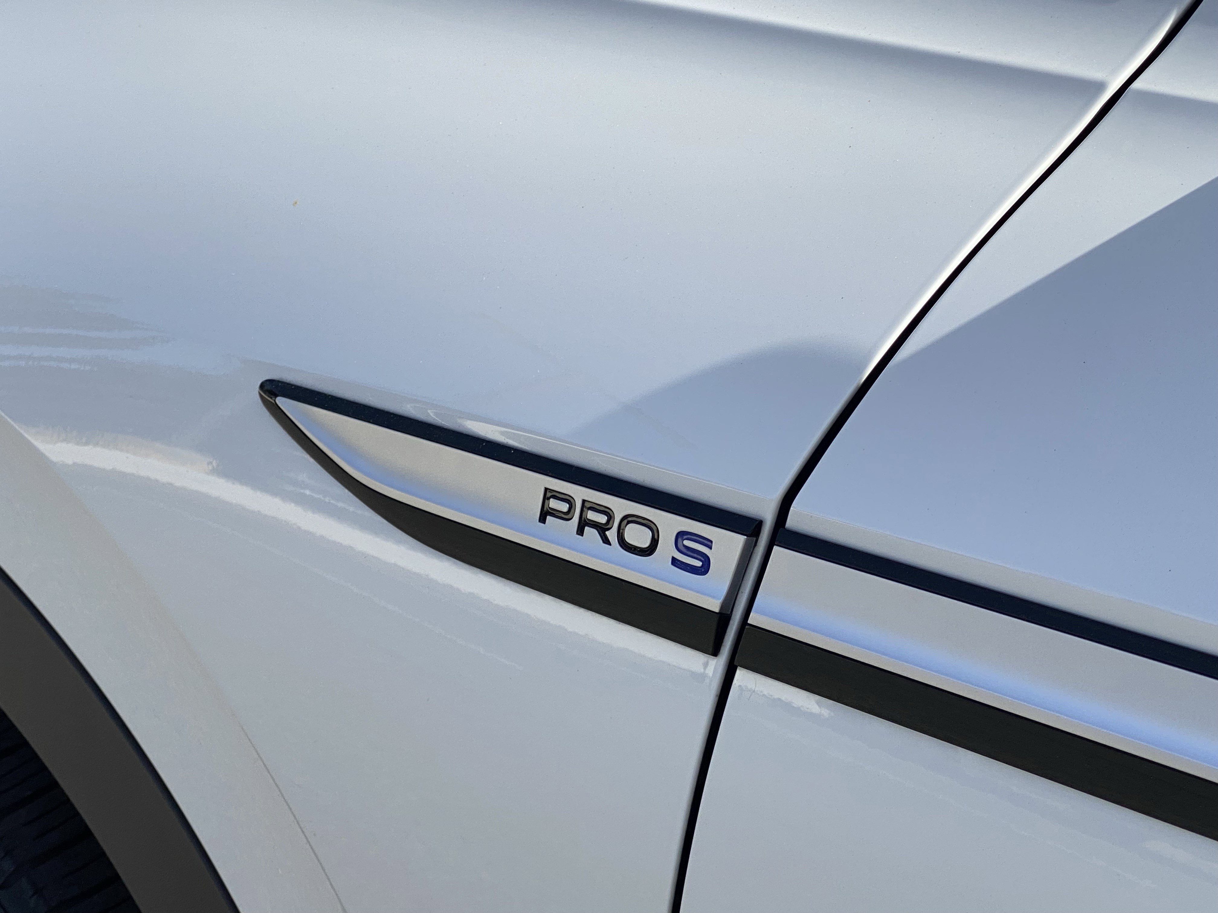 Used 2023 Volkswagen ID.4 Pro S image 16