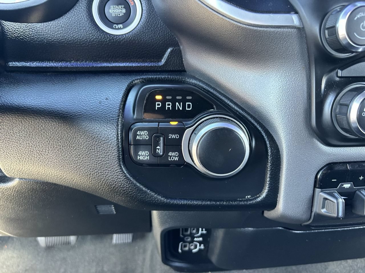 Used 2021 RAM 1500 Big Horn AWD/4WD image 25