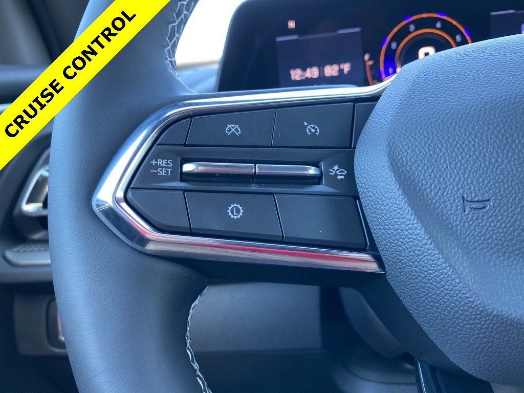 New 2026 Chevrolet Traverse LT image 13