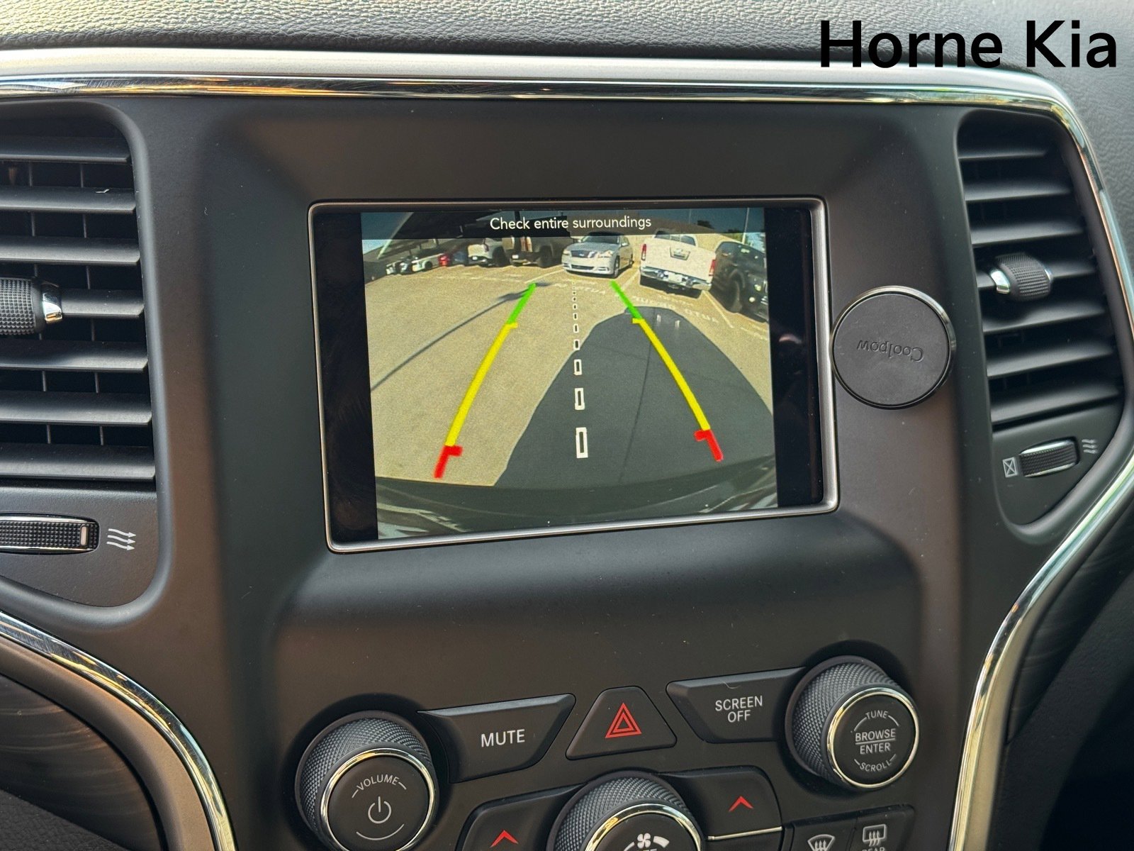 Used 2021 Jeep Grand Cherokee Laredo image 19