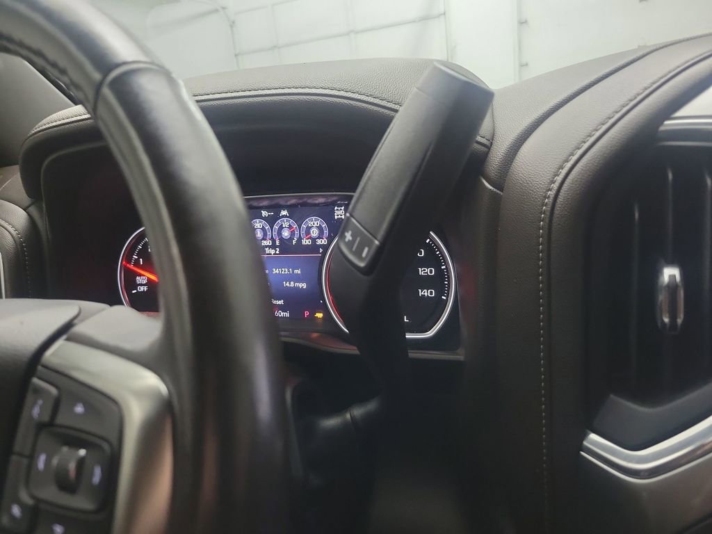 Used 2019 Chevrolet Silverado 1500 LTZ w/ LTZ Premium Package AWD/4WD image 28