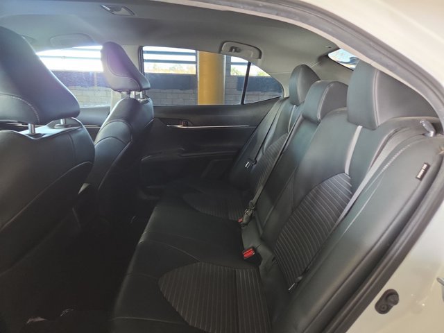 Used 2021 Toyota Camry SE w/ Carpet Mat Package (TMS) FWD image 17