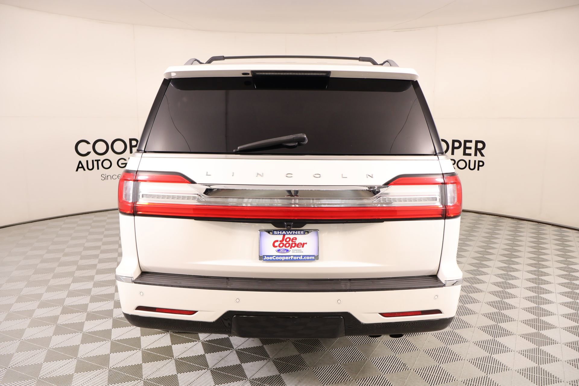 Used 2019 Lincoln Navigator Reserve AWD/4WD image 25