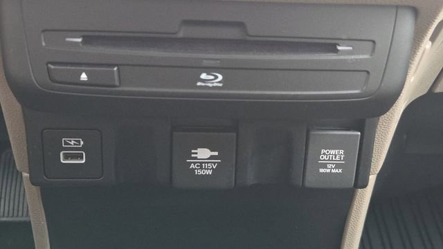 Used 2023 Honda Odyssey Elite image 37