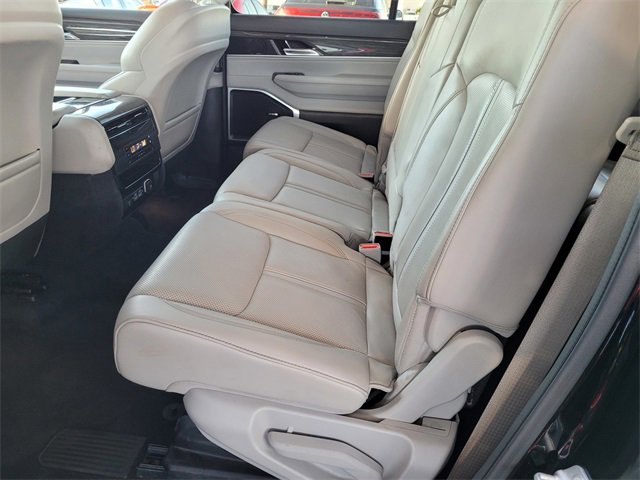 Used 2022 Jeep Wagoneer Series III image 17