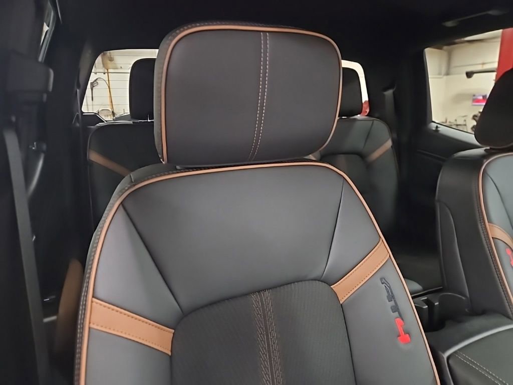 New 2026 GMC Canyon AT4 AWD/4WD image 36