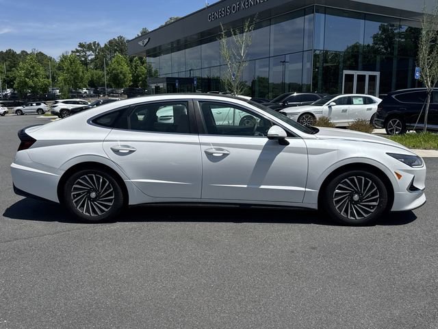 Used 2021 Hyundai Sonata Limited FWD image 8