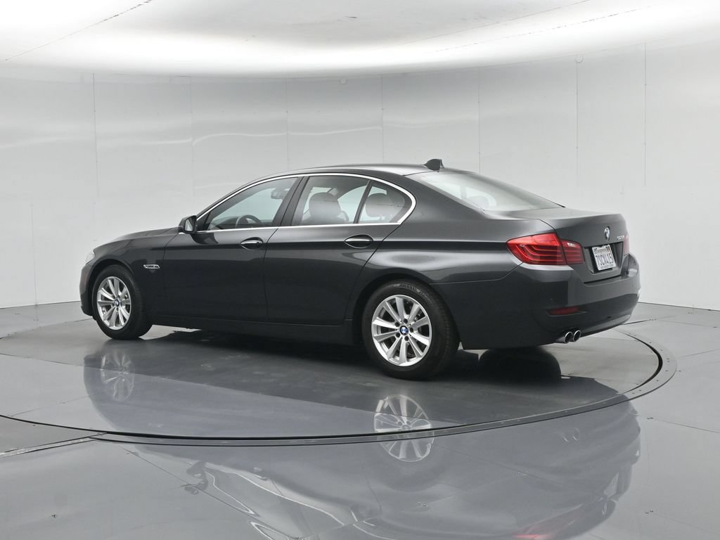 Used 2016 BMW 528i Sedan RWD image 6