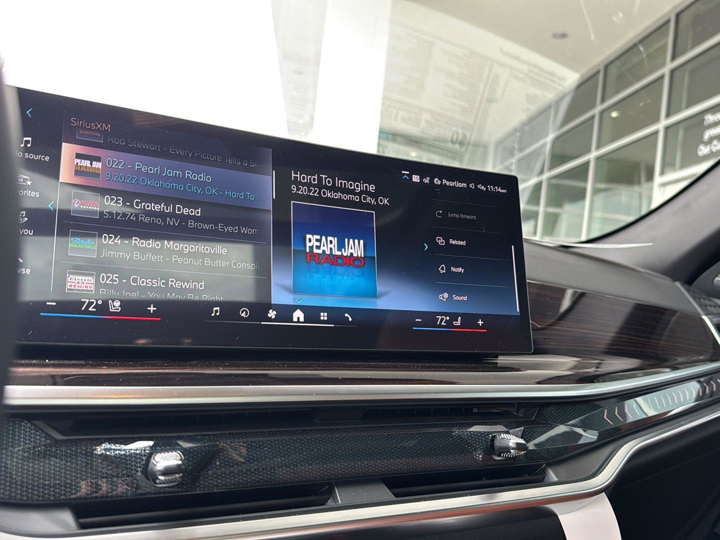 New 2026 BMW X6 xDrive40i w/ Executive Package image 23