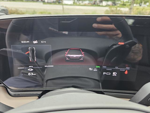 Used 2025 Audi A6 e-tron Premium Plus w/ Premium Plus RWD image 12