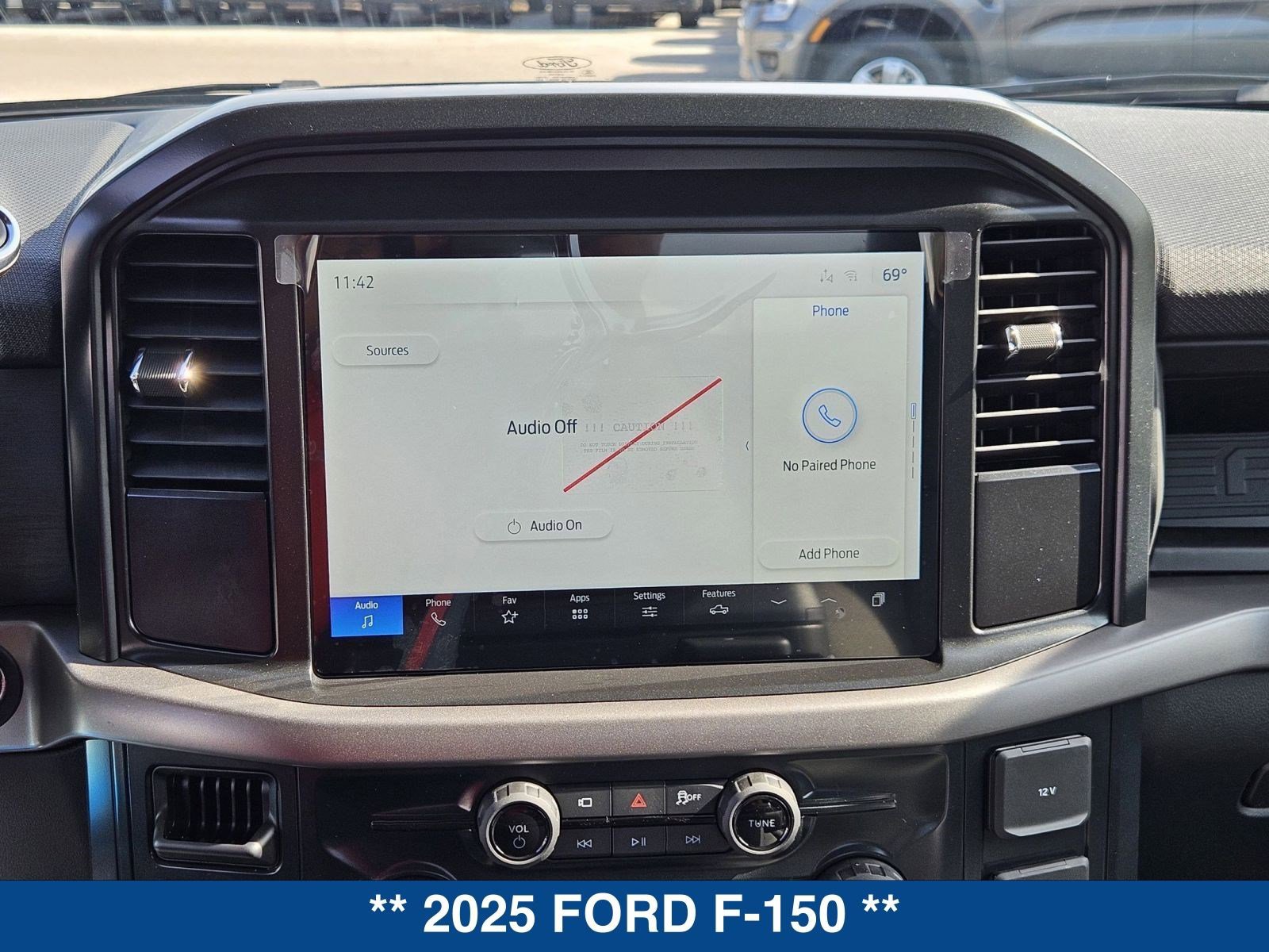 New 2025 Ford F150 XL w/ Equipment Group 103A High image 16