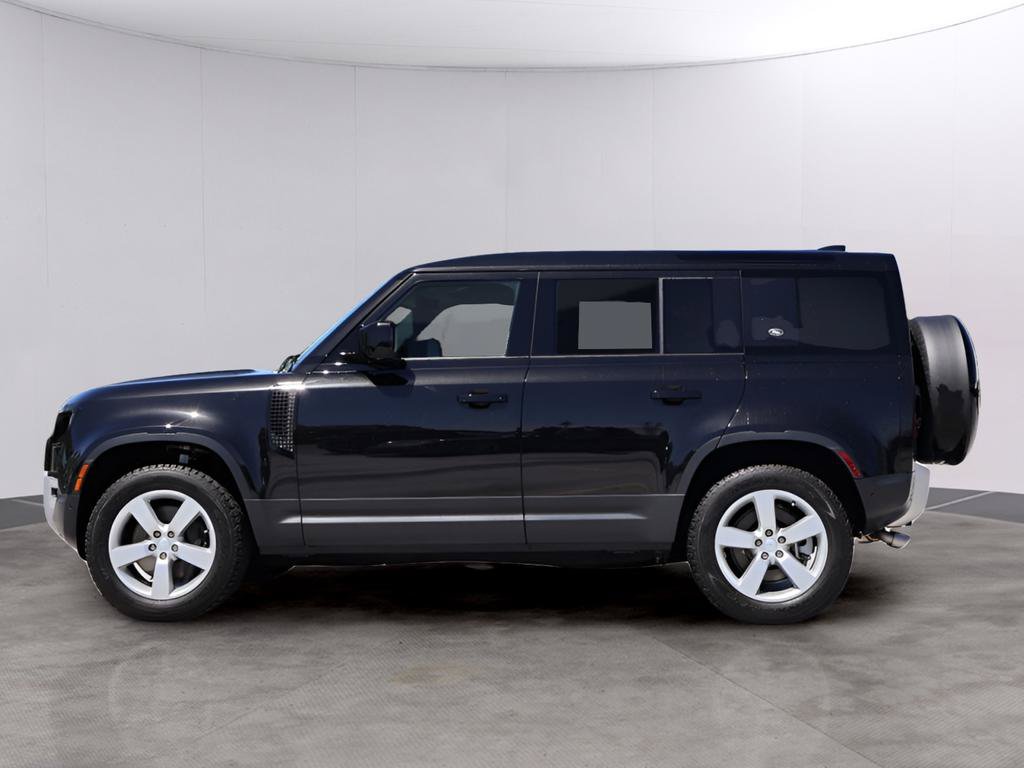 Certified 2024 Land Rover Defender 110 SE AWD/4WD image 4