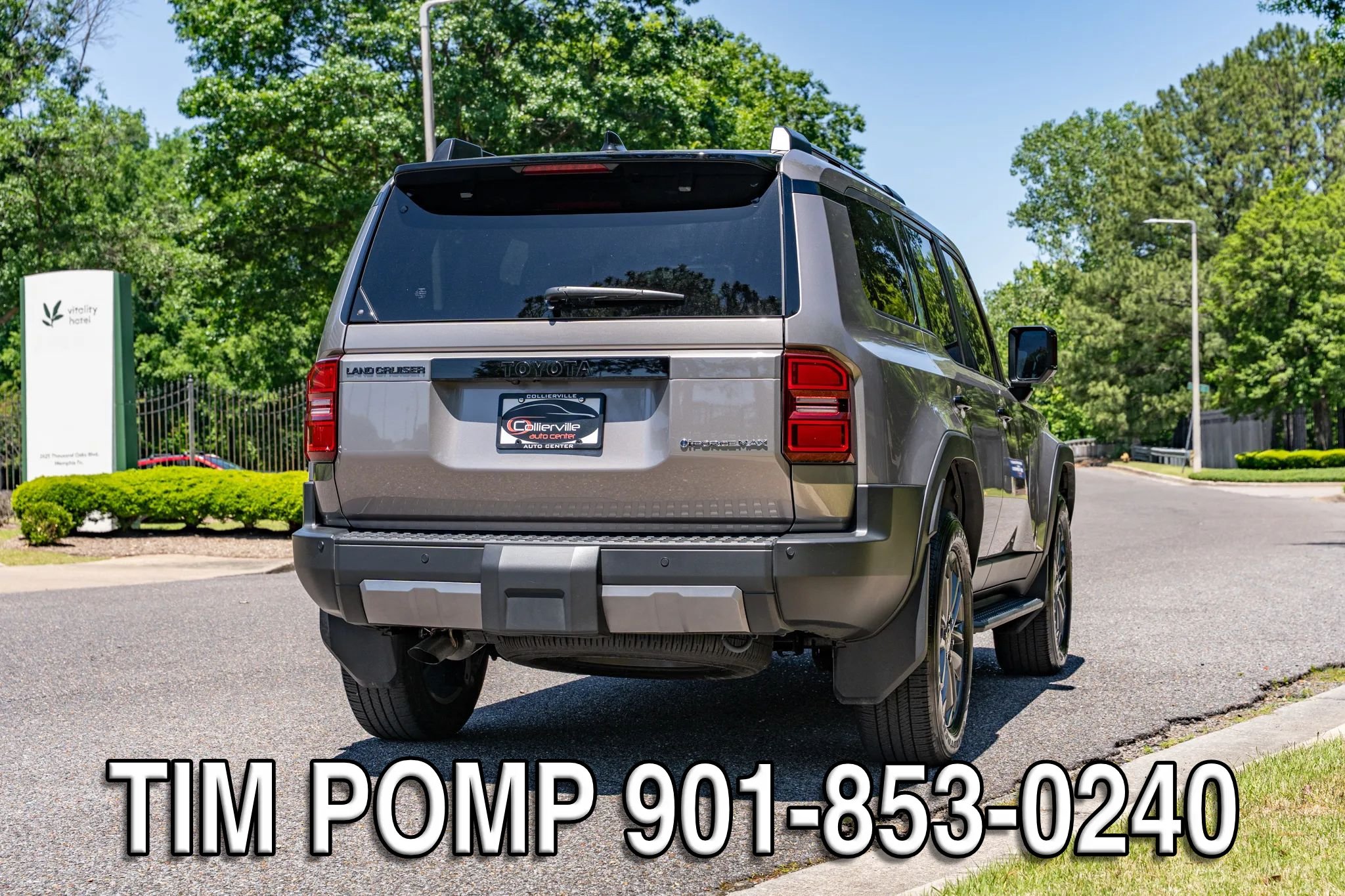 Used 2025 Toyota Land Cruiser w/ Premium Package AWD/4WD image 6