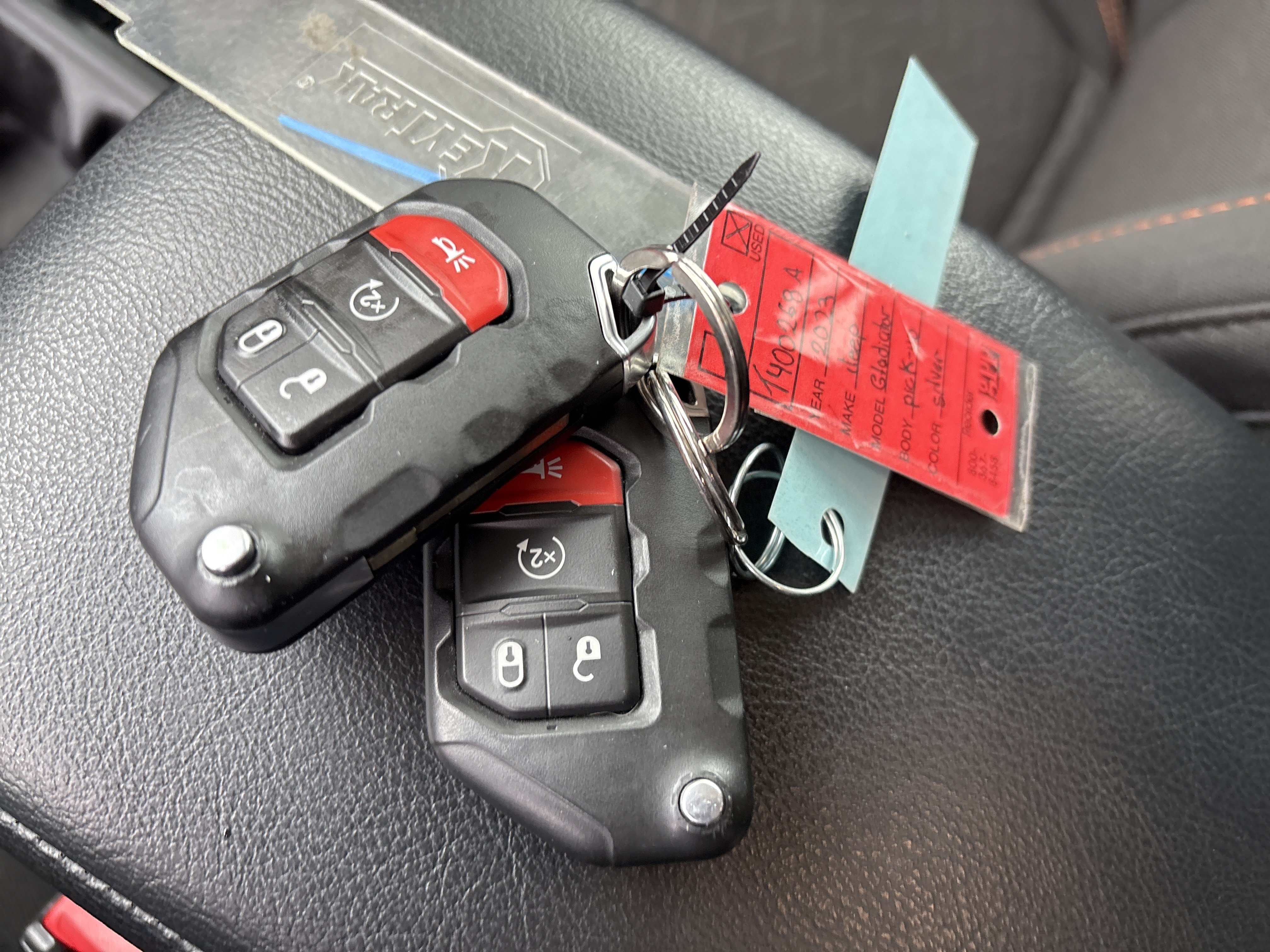 Used 2023 Jeep Gladiator Mojave w/ Cold Weather Group AWD/4WD image 36