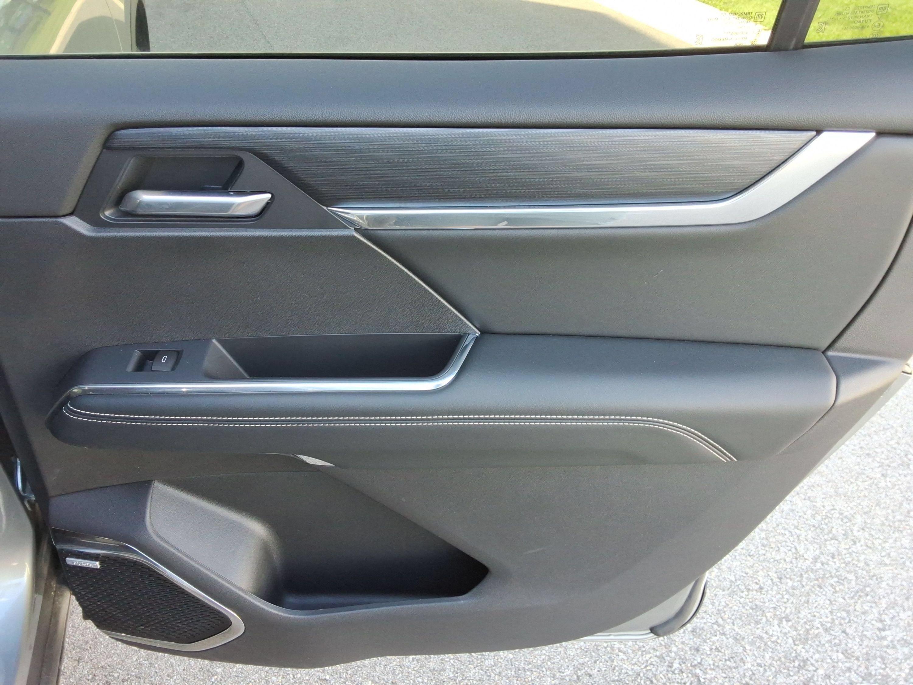 Used 2026 GMC Acadia Elevation FWD image 26