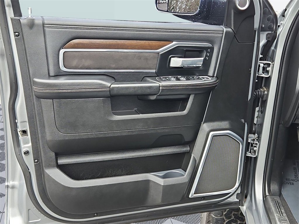 Used 2022 RAM 2500 Laramie image 10