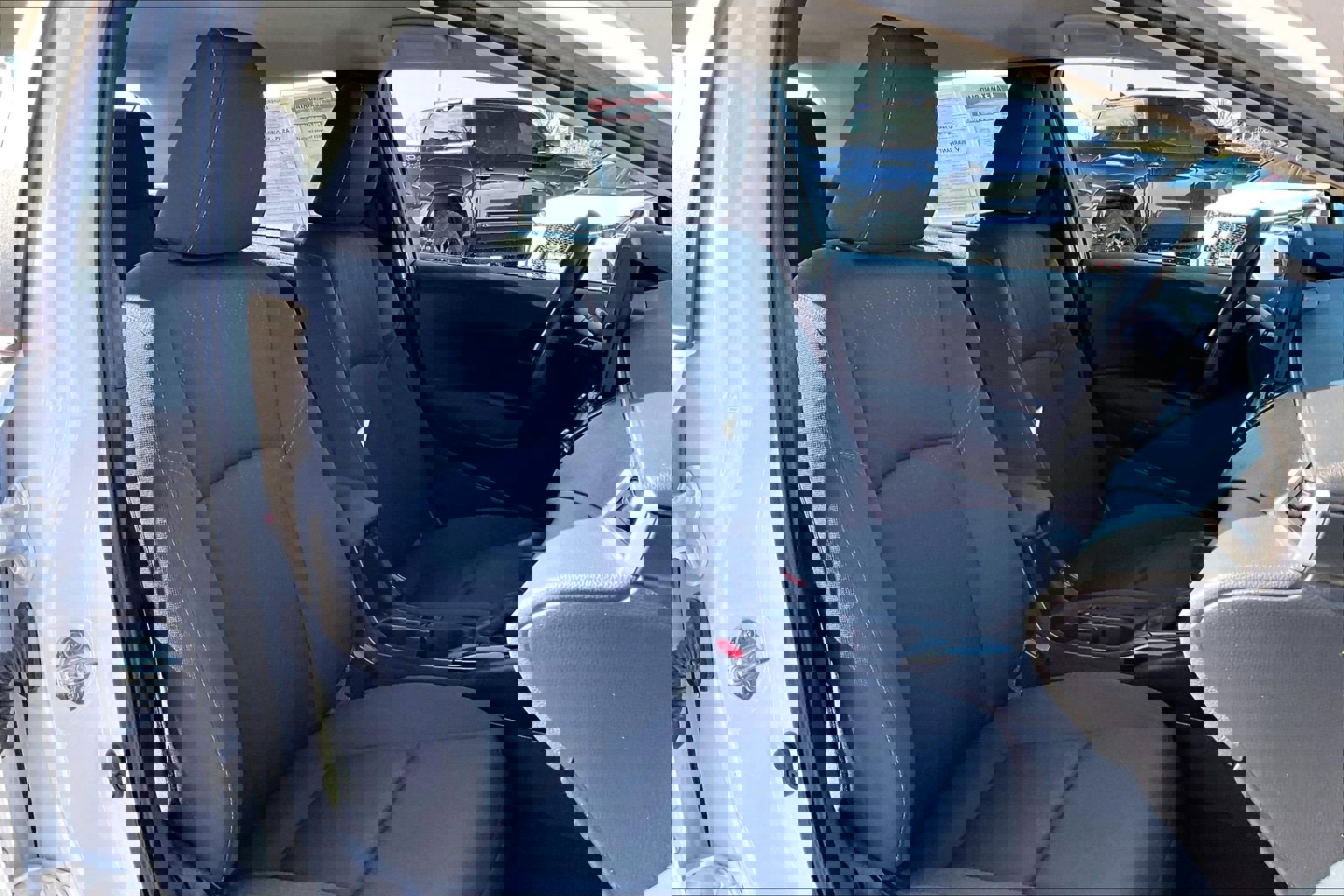 Used 2023 Toyota Corolla LE image 7