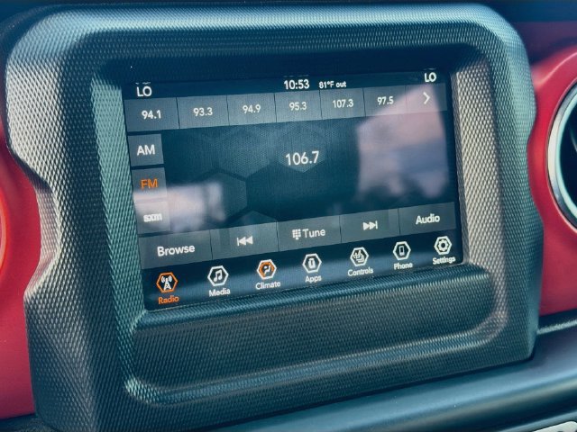 Used 2021 Jeep Wrangler Rubicon w/ Cold Weather Group AWD/4WD image 15