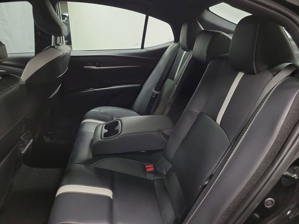 Used 2025 Toyota Camry Hybrid FWD image 20