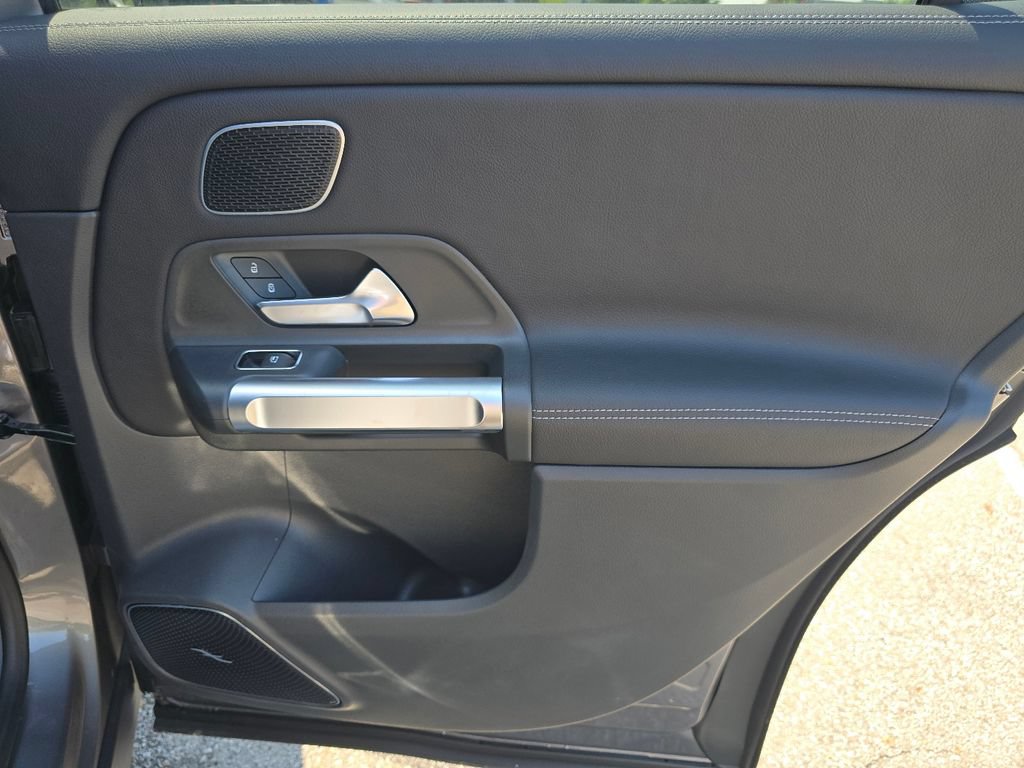 New 2026 Mercedes-Benz GLB 250 4MATIC image 23