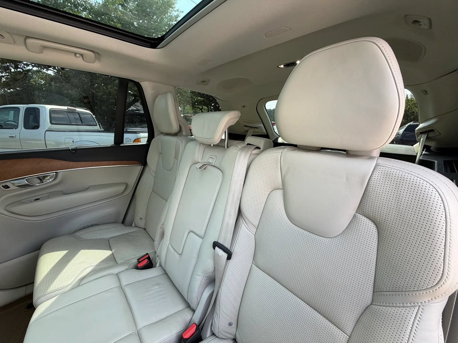 Used 2016 Volvo XC90 T6 Inscription w/ Vision Package AWD/4WD image 21